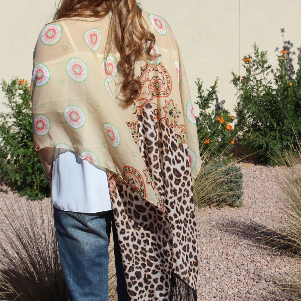 Leopard Fringe Shawl - Picture 4 of 8